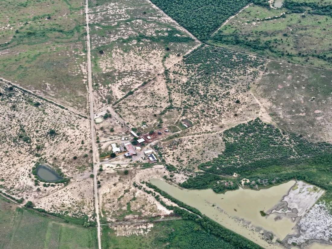 Parcelas agrícolas en labor vistas desde el aire
